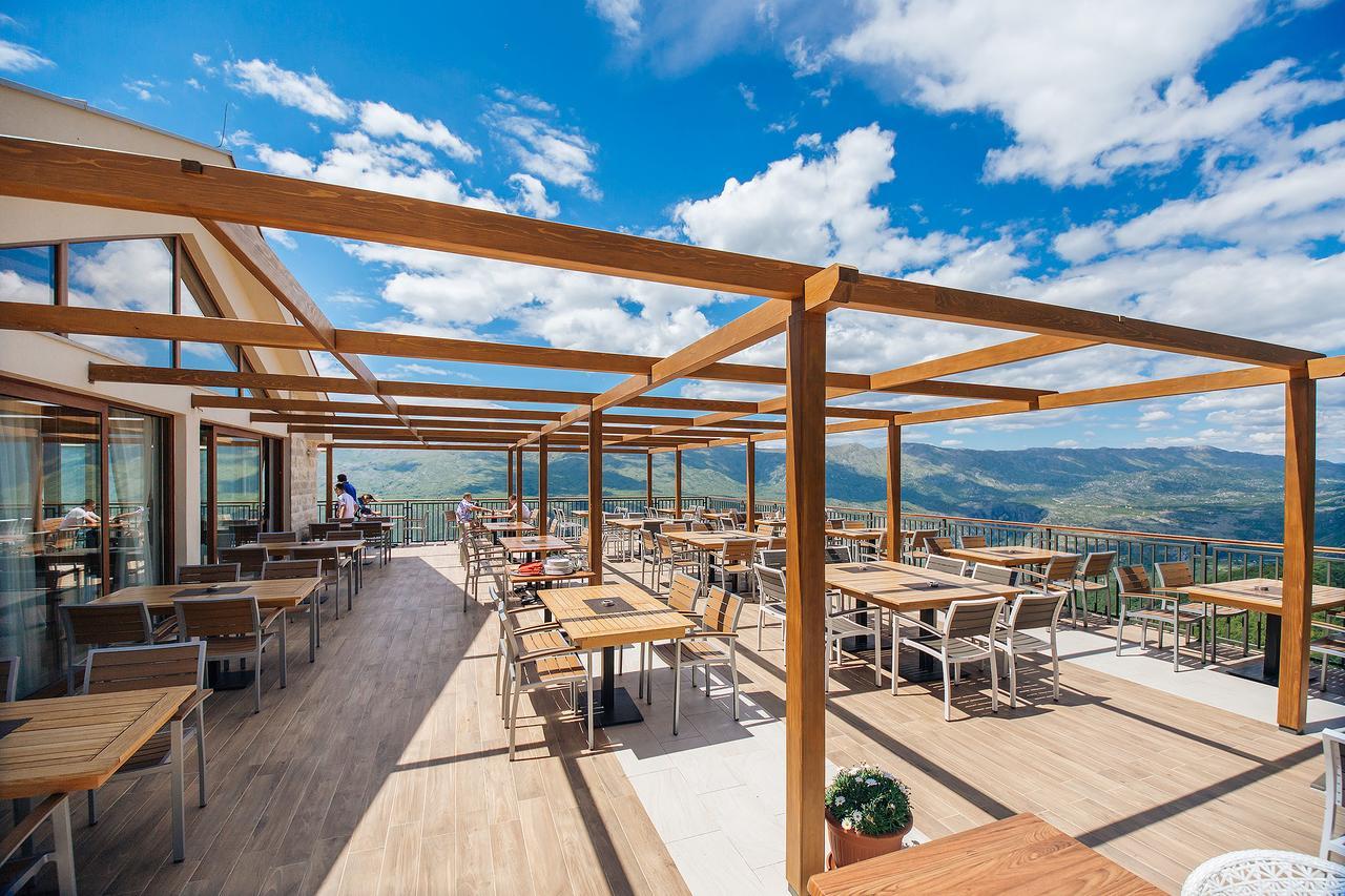 Hotel Sokoline Mandici Buitenkant foto