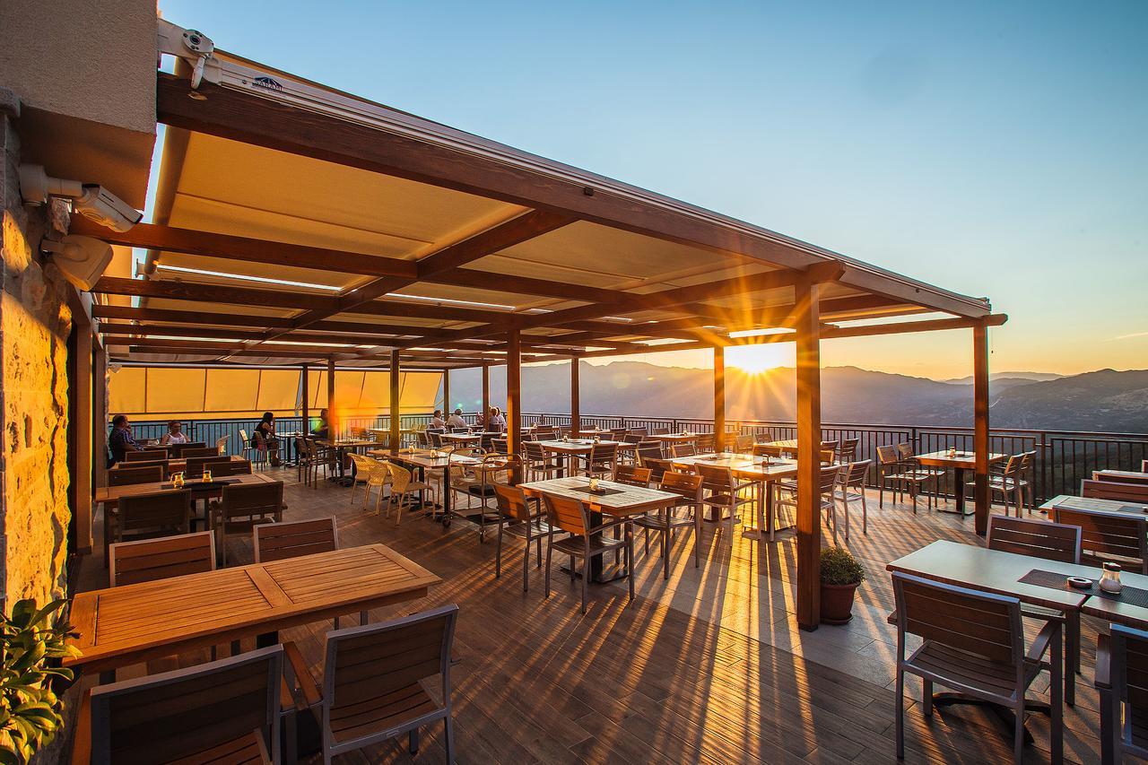 Hotel Sokoline Mandici Buitenkant foto